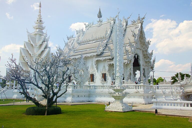 chiang rai, thailand, white temple-2371951.jpg